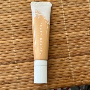 Pro filter foundation. Hydrating Longwear. New 32Ml 1.08FL OZ